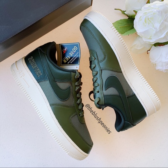 Nike Air Force 1 GTX. NWT - Picture 7 of 14